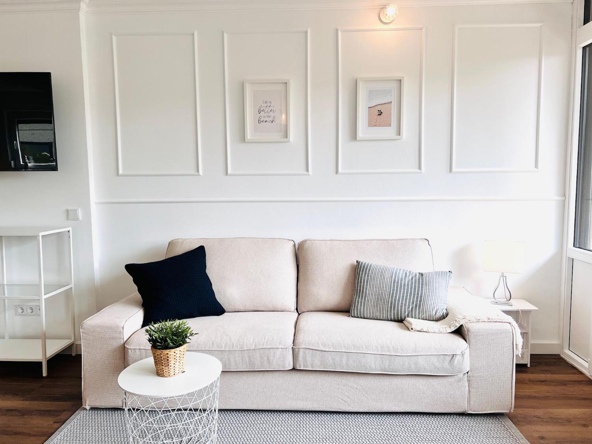 Neu - Frisch Renoviertes Ferienapartment "Waterkant" ビューズム エクステリア 写真